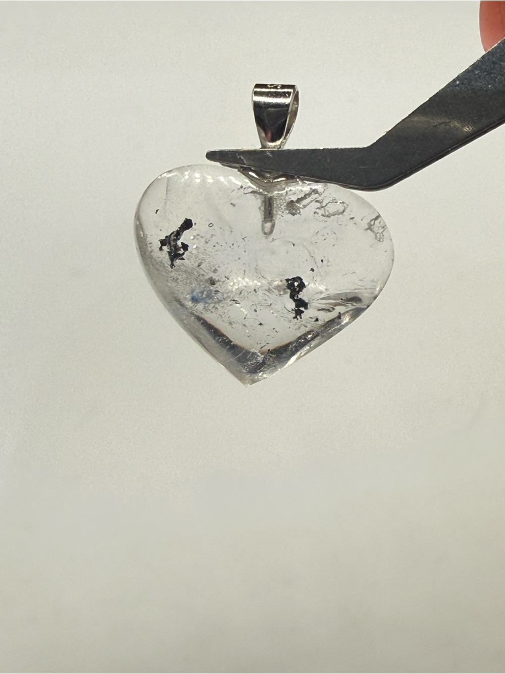 Adorable Enhydro Heart Pendant - Moving Carbon - Picture 6 of 6